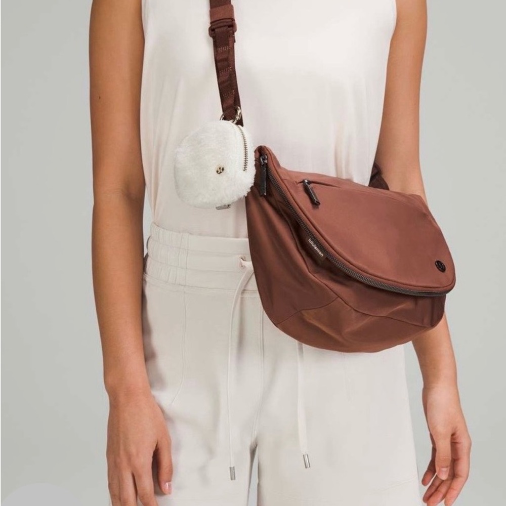 Lululemon All Night Festival Bag NWT Zop Top 2.5L in Ancient Copper - Rare***